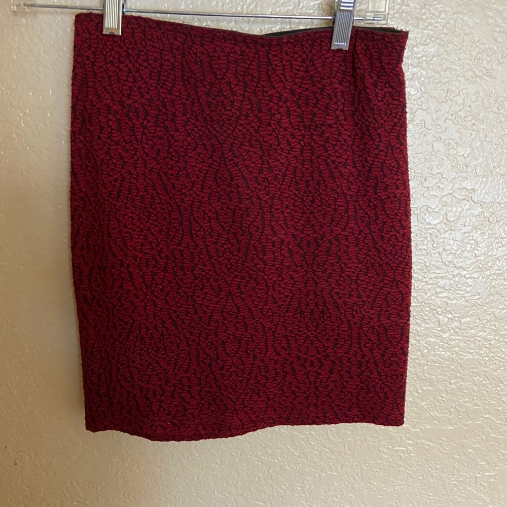 Forever 21 red skirt